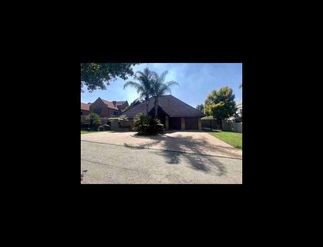 4 BEDROOM GATED ESTATE FOR SALE IN KYALAMI ESTATE